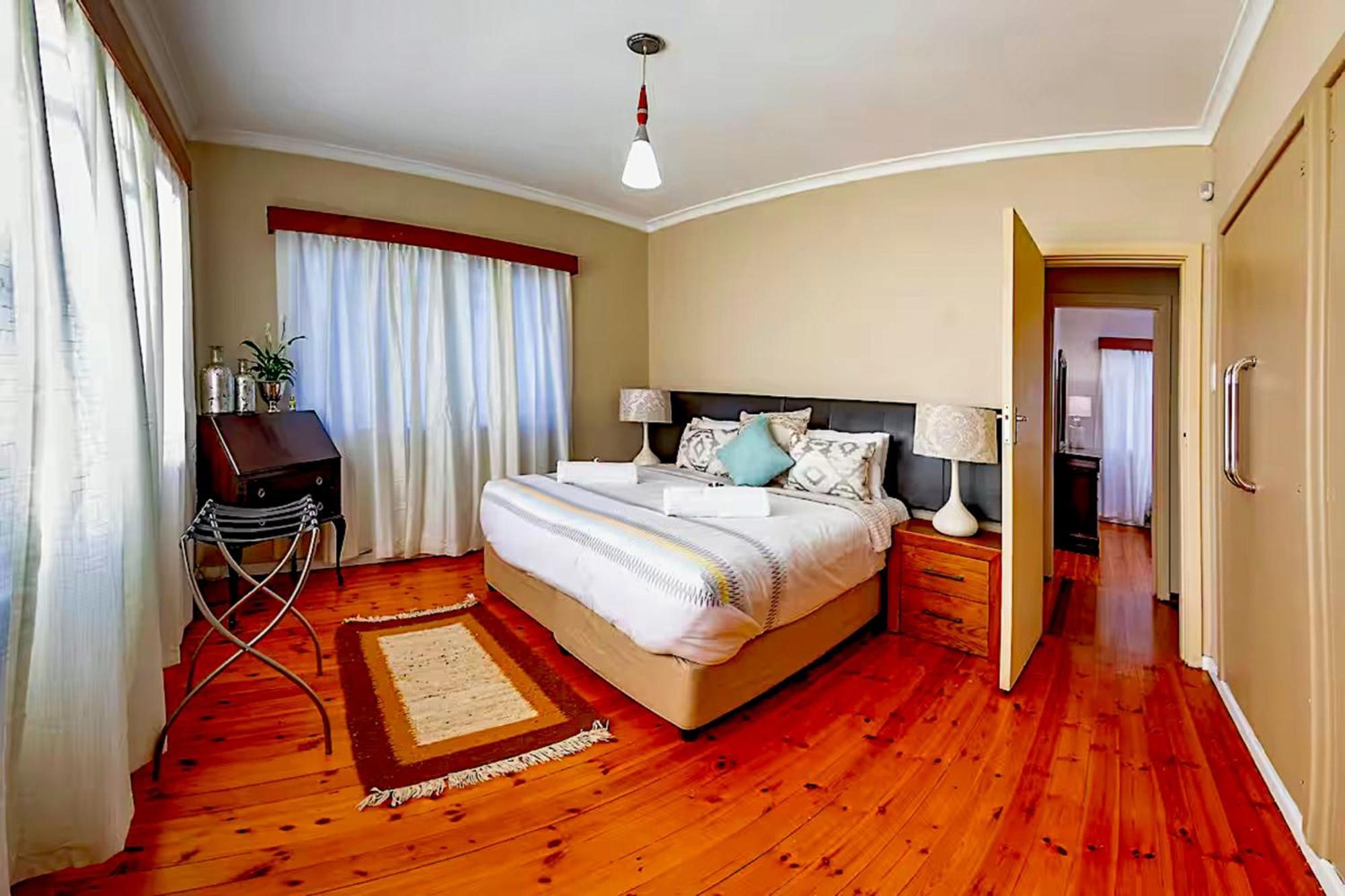 Munro Suites Port Elizabeth Exteriör bild